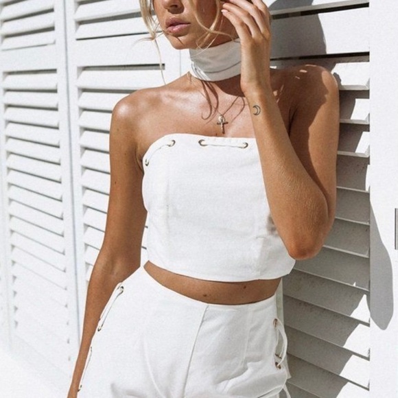 Sabo Skirt Sleeveless White Top - Picture 2 of 12